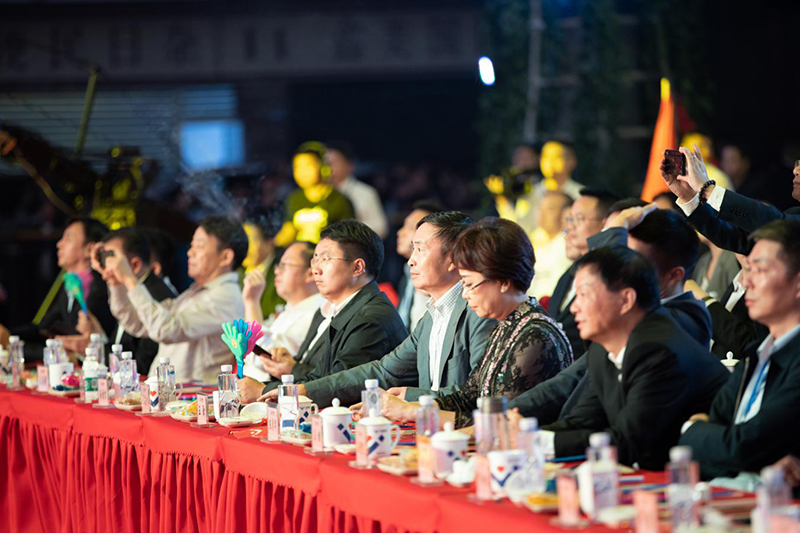 集團(tuán)公司舉行2020迎中秋慶國慶文藝晚會(huì)(圖7)