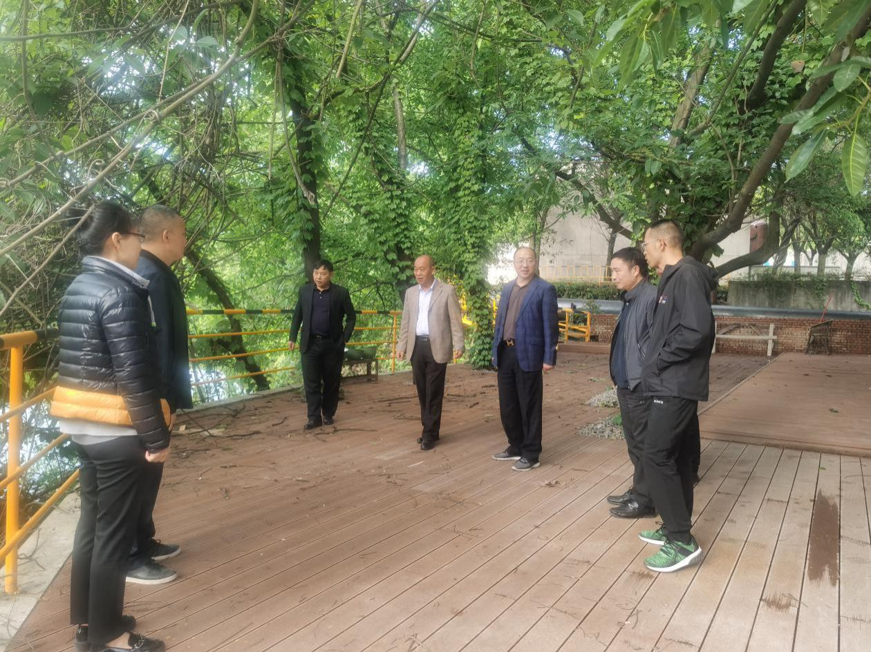 堅持熱愛 不負(fù)耕耘——集團董事長王勁蒞臨工業(yè)研學(xué)旅行營地視察指導(dǎo)(圖6)