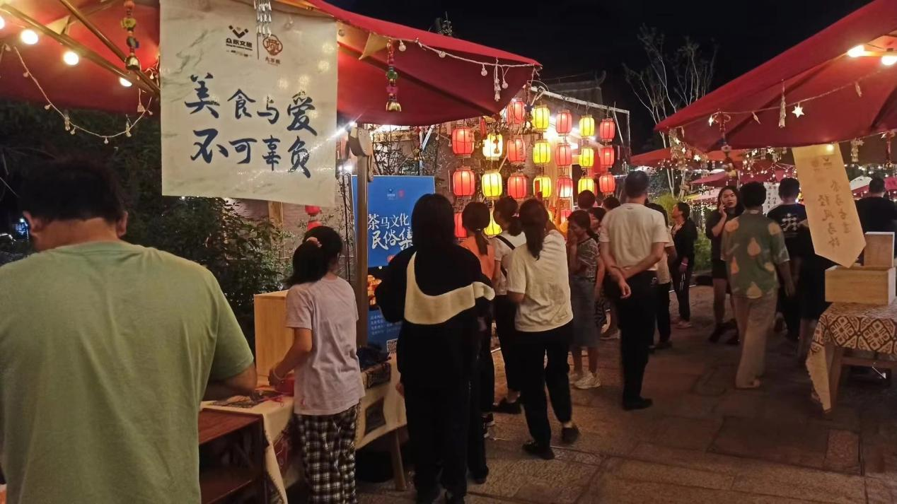 彝族年，迎西馬，大石板古村“火出圈”！(圖5)