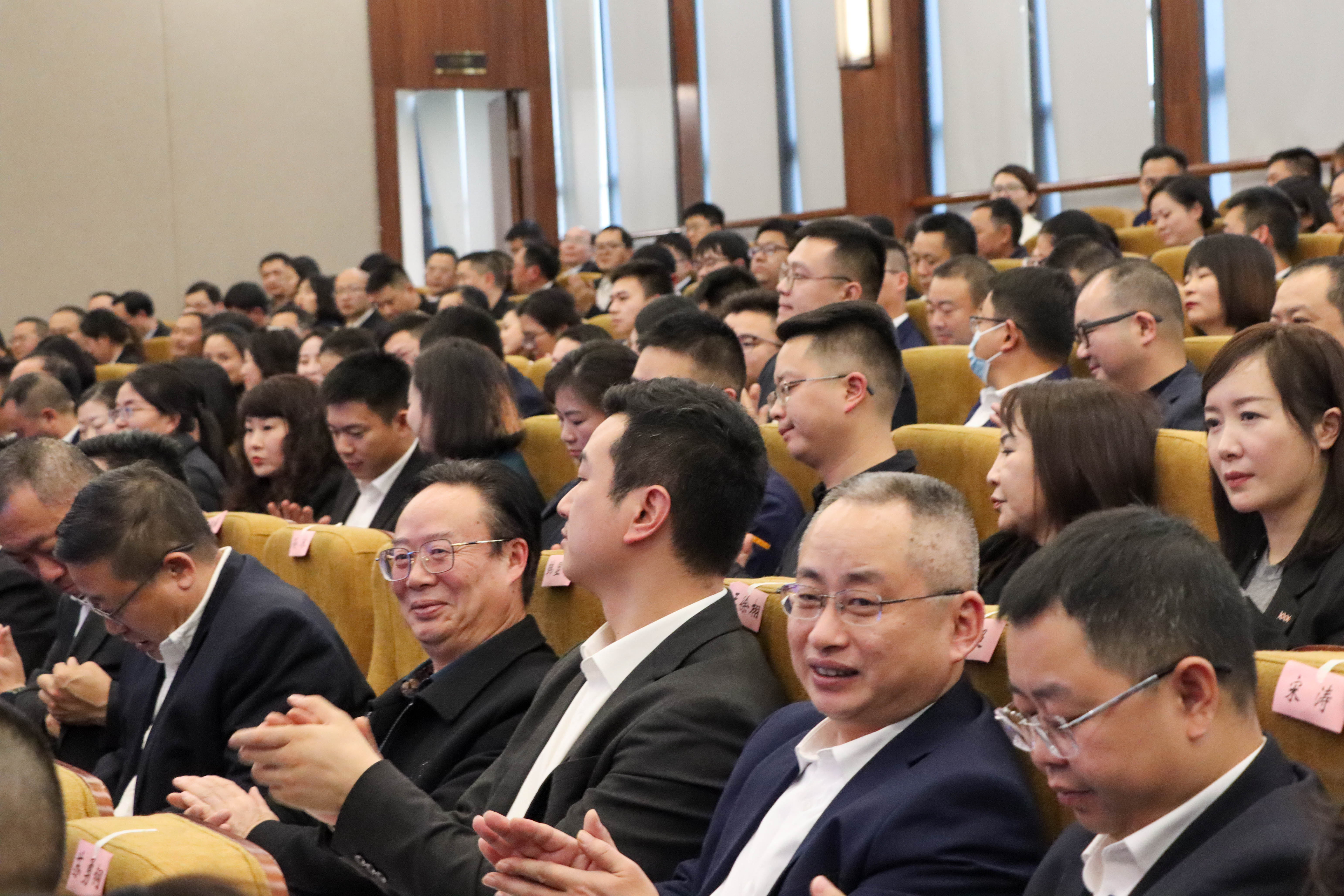 強化文化引領(lǐng)  賦能企業(yè)發(fā)展——集團公司召開企業(yè)文化建設(shè)工作推進專題會(圖6)