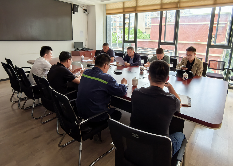 會理市委副書記、市長徐陽到礦業(yè)總公司財通公司調(diào)研